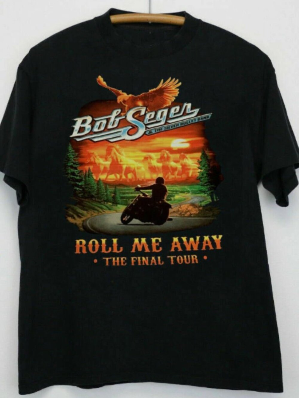 Bob Seger Roll Me Away The Final Tour Vintage Graphic T-Shirt